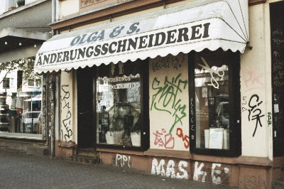 Änderungsschneiderei – Lomography